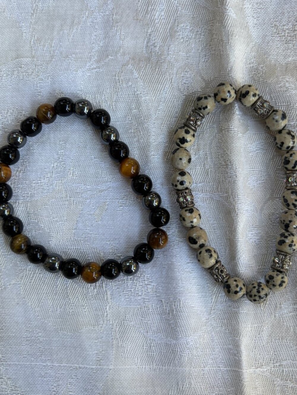 Dalmatian Jasper and black onyx beaded bracelets Silver toned spacer accents 40g - Picture 2 of 3